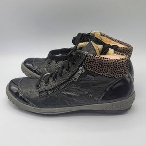Rieker womens ankle booties/ sneaker size 39.